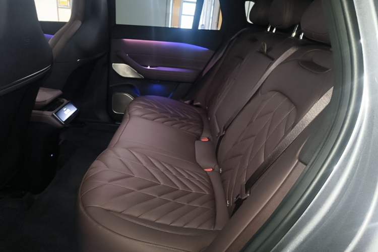 Used Nio EC6 2025 75 kWh Left Rear Seat