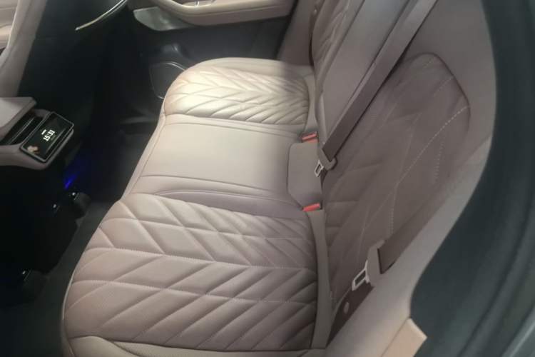 Used Nio EC6 2025 75 kWh Left Rear Seat