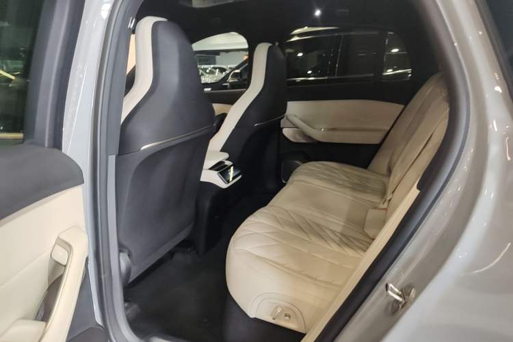 Used Nio EC6 2025 75 kWh Left Rear Seat