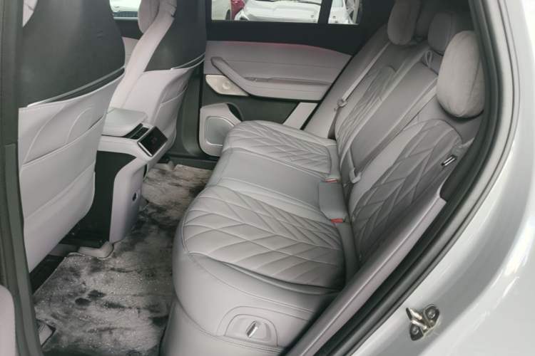 Used Nio EC6 2025 75 kWh Left Rear Seat