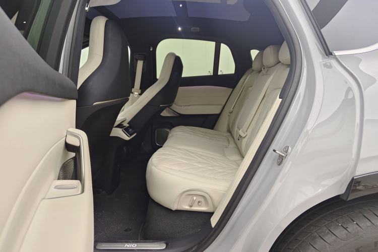 Used Nio EC6 2025 75 kWh Left Rear Seat