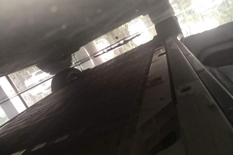 Used Nio EC6 2025 Champion Commemorative Edition 100kWh Left Side Sill