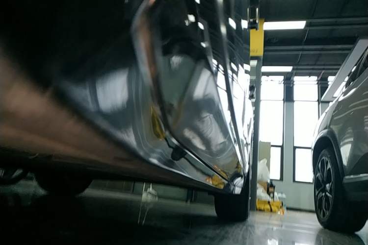 Used Nio EC6 2025 75 kWh Left Side Sill