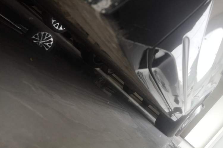 Used Nio EC6 2025 75 kWh Left Side Sill