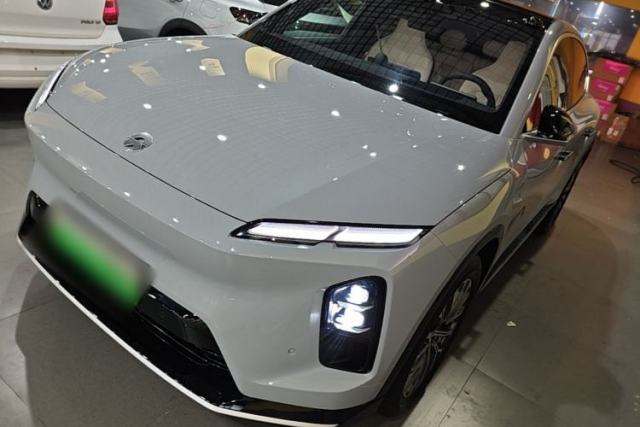 Used Nio EC6 2025 75 kWh