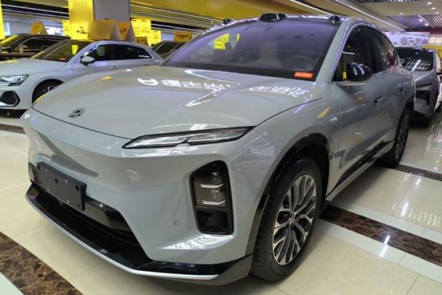 Used Nio EC6 2025 75 kWh