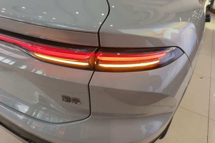 Used Nio EC6 2025 75 kWh Right Rear Taillight