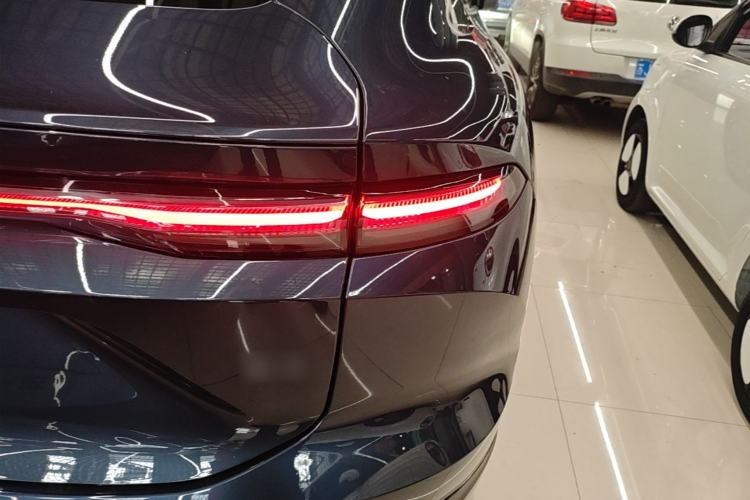 Used Nio EC6 2025 75 kWh Right Rear Taillight