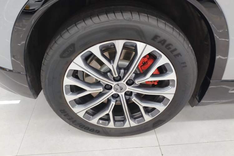 Used Nio EC6 2025 75 kWh Right Rear Wheel Hub