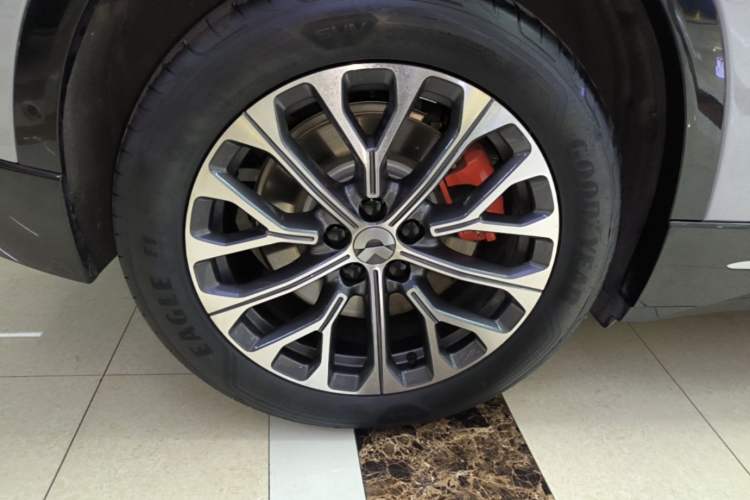 Used Nio EC6 2025 75 kWh Right Rear Wheel Hub