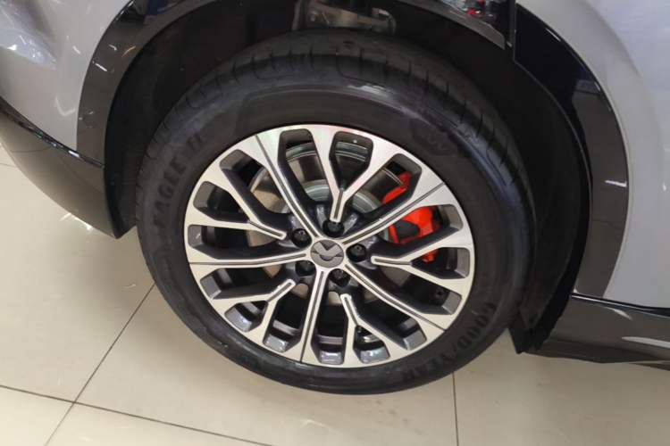 Used Nio EC6 2025 75 kWh Right Rear Wheel Hub