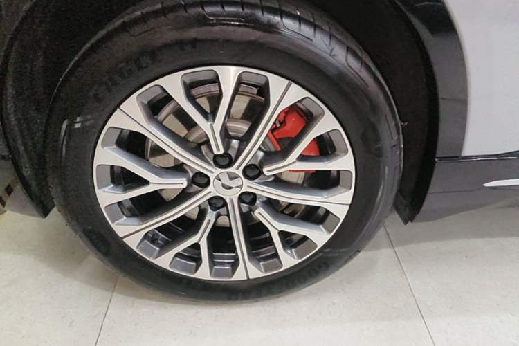 Used Nio EC6 2025 75 kWh Right Rear Wheel Hub