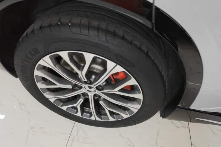 Used Nio EC6 2025 75 kWh Right Rear Wheel Hub