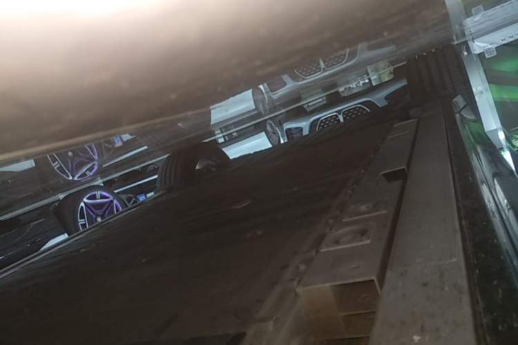 Used Nio EC6 2025 Champion Commemorative Edition 100kWh Right Side Sill