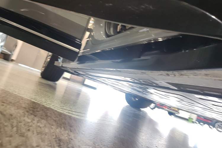 Used Nio EC6 2025 75 kWh Right Side Sill