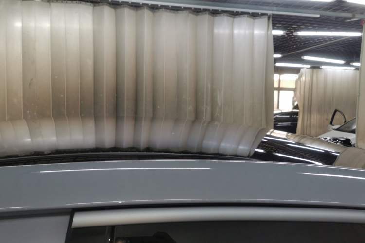 Used Nio EC6 2025 75 kWh Roof