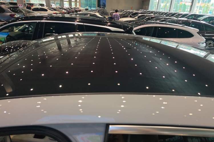 Used Nio EC6 2025 75 kWh Roof