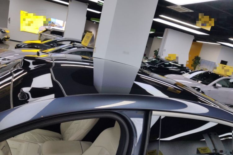 Used Nio EC6 2025 75 kWh Roof