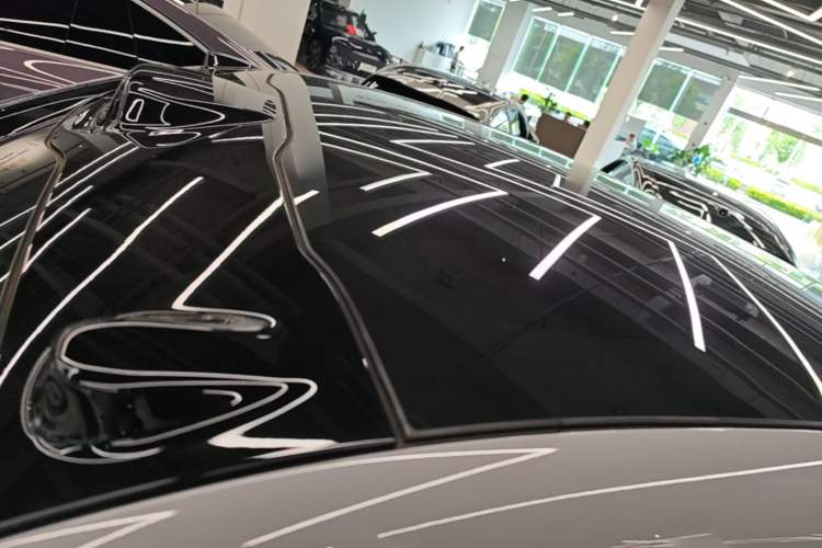 Used Nio EC6 2025 75 kWh Roof