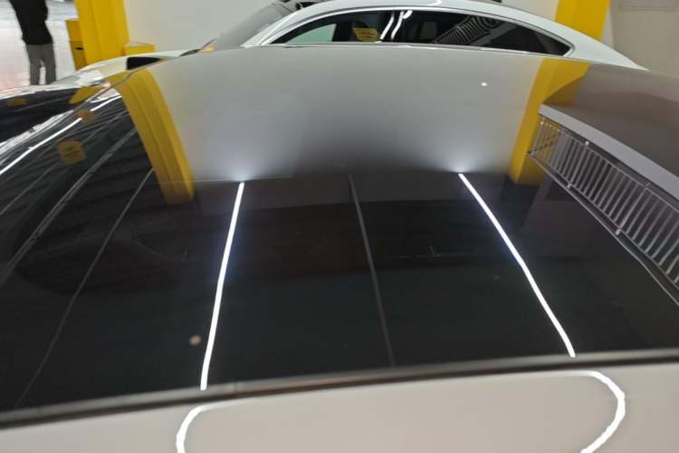 Used Nio EC6 2025 75 kWh Roof