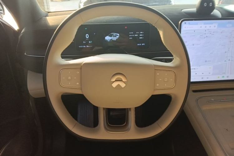 Used Nio EC6 2025 75 kWh Steering Wheel