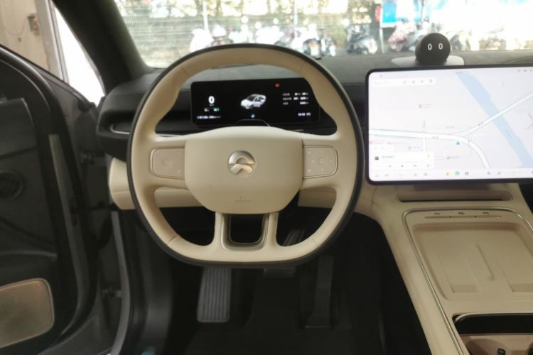 Used Nio EC6 2025 75 kWh Steering Wheel