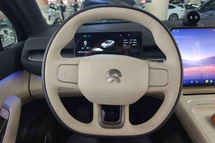 Used Nio EC6 2025 75 kWh Steering Wheel