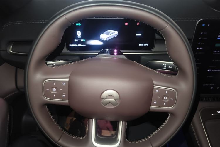 Used Nio EC6 2025 75 kWh Steering Wheel