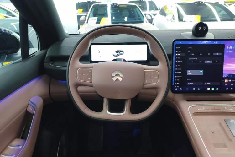 Used Nio EC6 2025 75 kWh Steering Wheel