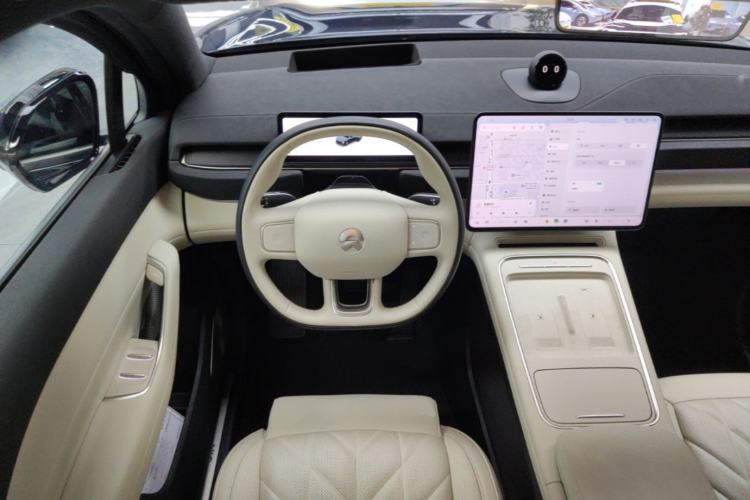 Used Nio EC6 2025 75 kWh Steering Wheel