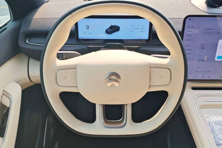 Used Nio EC6 2025 75 kWh Steering Wheel