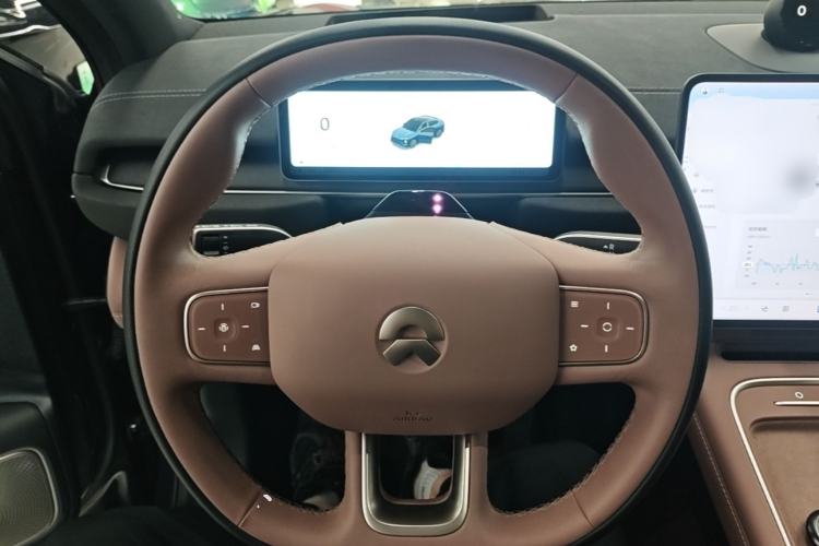 Used Nio EC6 2025 75 kWh Steering Wheel