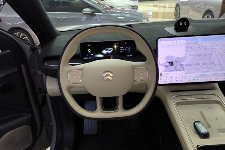 Used Nio EC6 2025 75 kWh Steering Wheel
