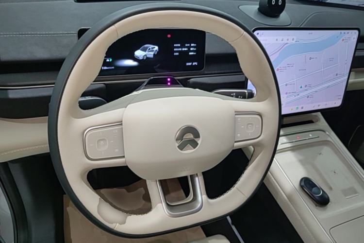 Used Nio EC6 2025 75 kWh Steering Wheel