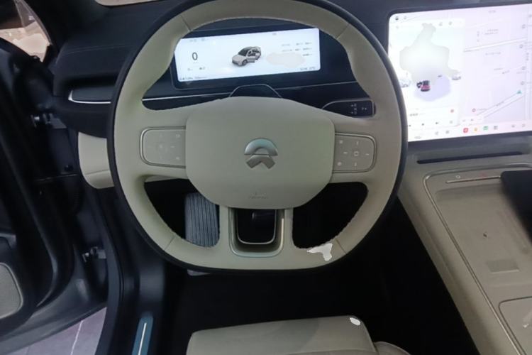 Used Nio EC6 2025 75 kWh Steering Wheel
