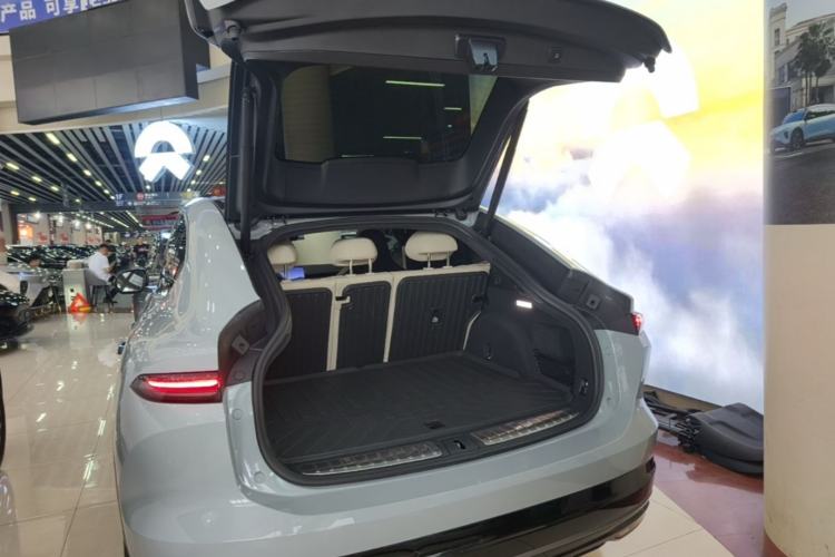 Used Nio EC6 2025 75 kWh Trunk