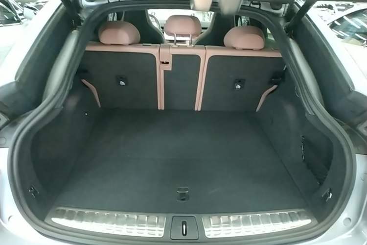 Used Nio EC6 2025 75 kWh Trunk