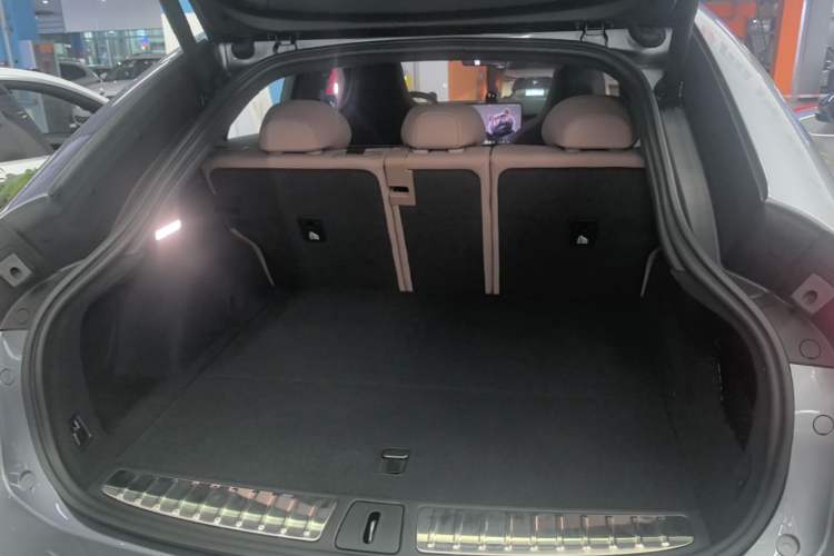 Used Nio EC6 2025 75 kWh Trunk