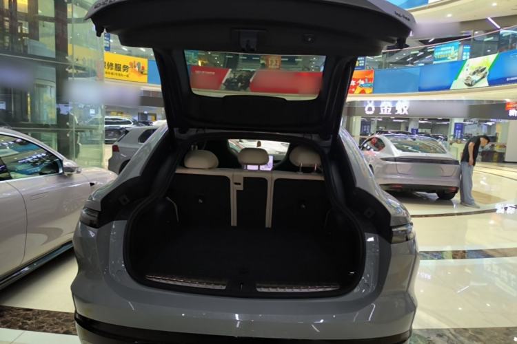Used Nio EC6 2025 75 kWh Trunk
