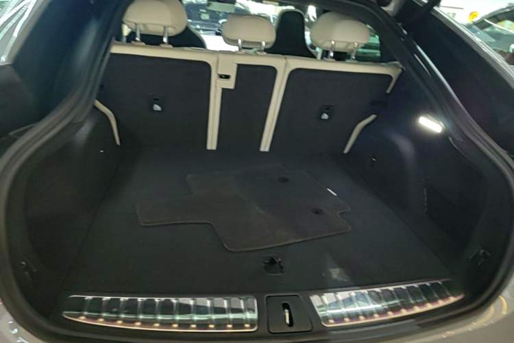 Used Nio EC6 2025 75 kWh Trunk