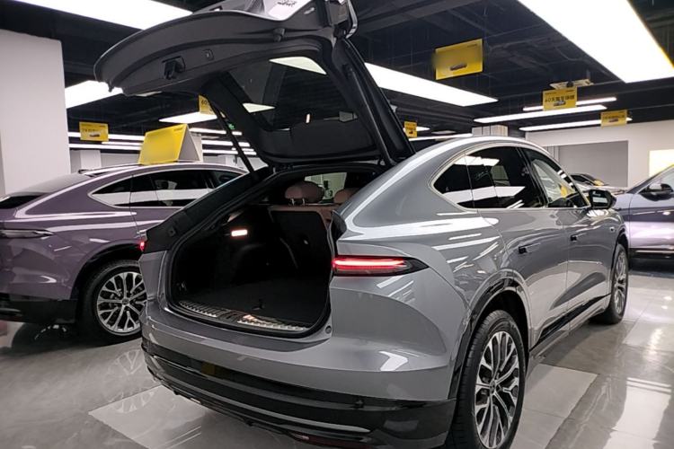 Used Nio EC6 2025 75 kWh Trunk
