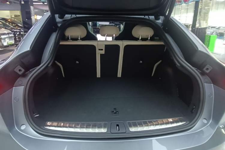Used Nio EC6 2025 75 kWh Trunk