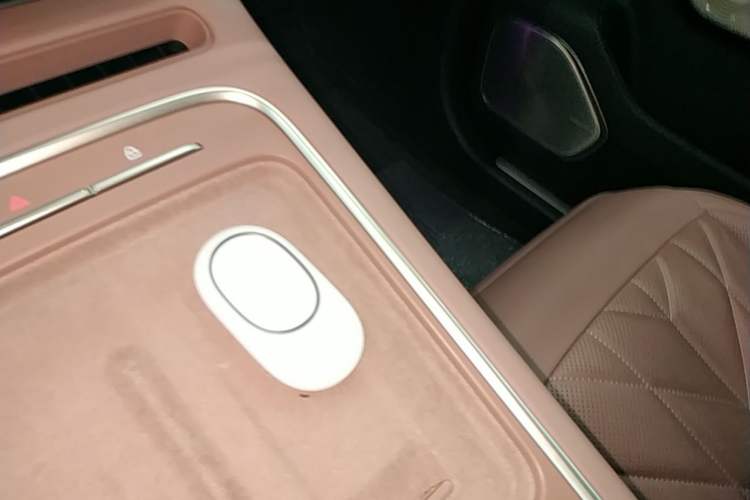 Used Nio EC6 2025 75 kWh Vehicle Key
