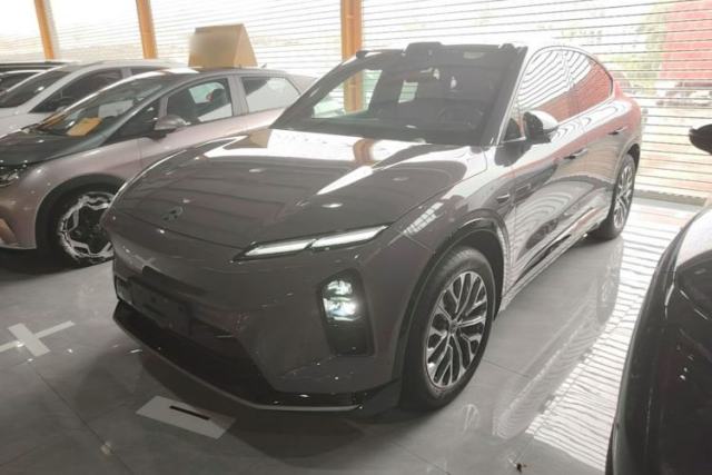 Used Nio EC6 2025 75 kWh