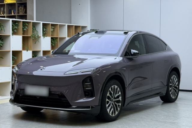 Used Nio EC6 2025 75 kWh