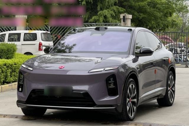 Used Nio EC6 2025 75 kWh
