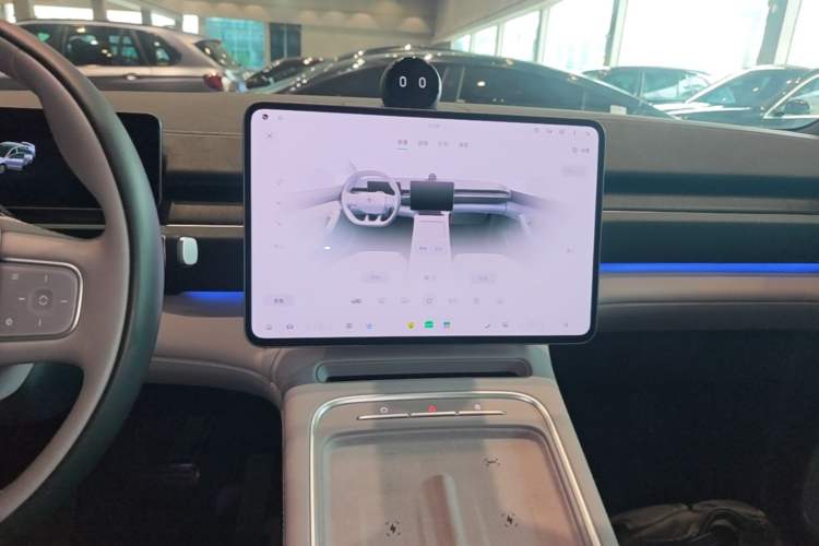 Used Nio EC6 2025 75 kWh Audio And AC Panel