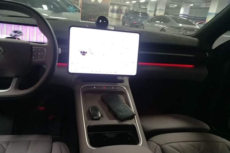 Used Nio EC6 2025 75 kWh Audio And AC Panel