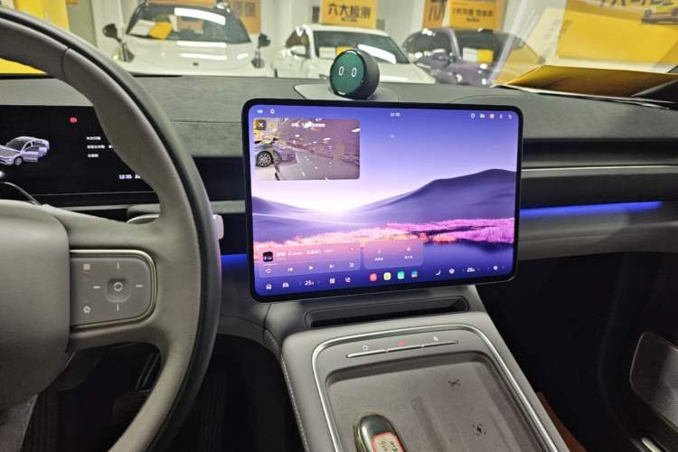 Used Nio EC6 2025 75 kWh Audio And AC Panel