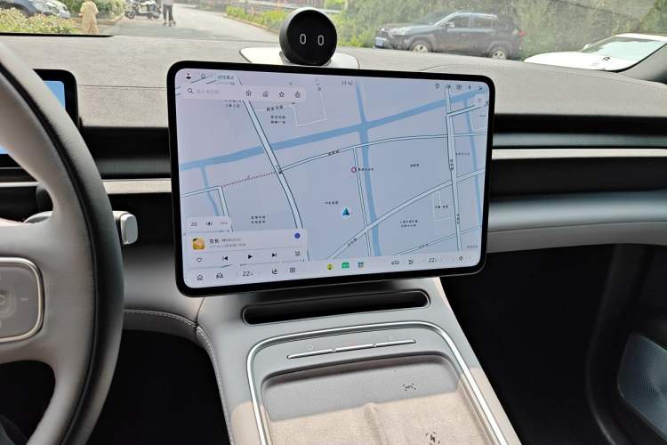 Used Nio EC6 2025 75 kWh Audio And AC Panel